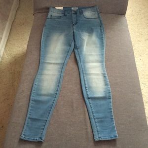 Size 9 Mudd Super High Rise Jeans